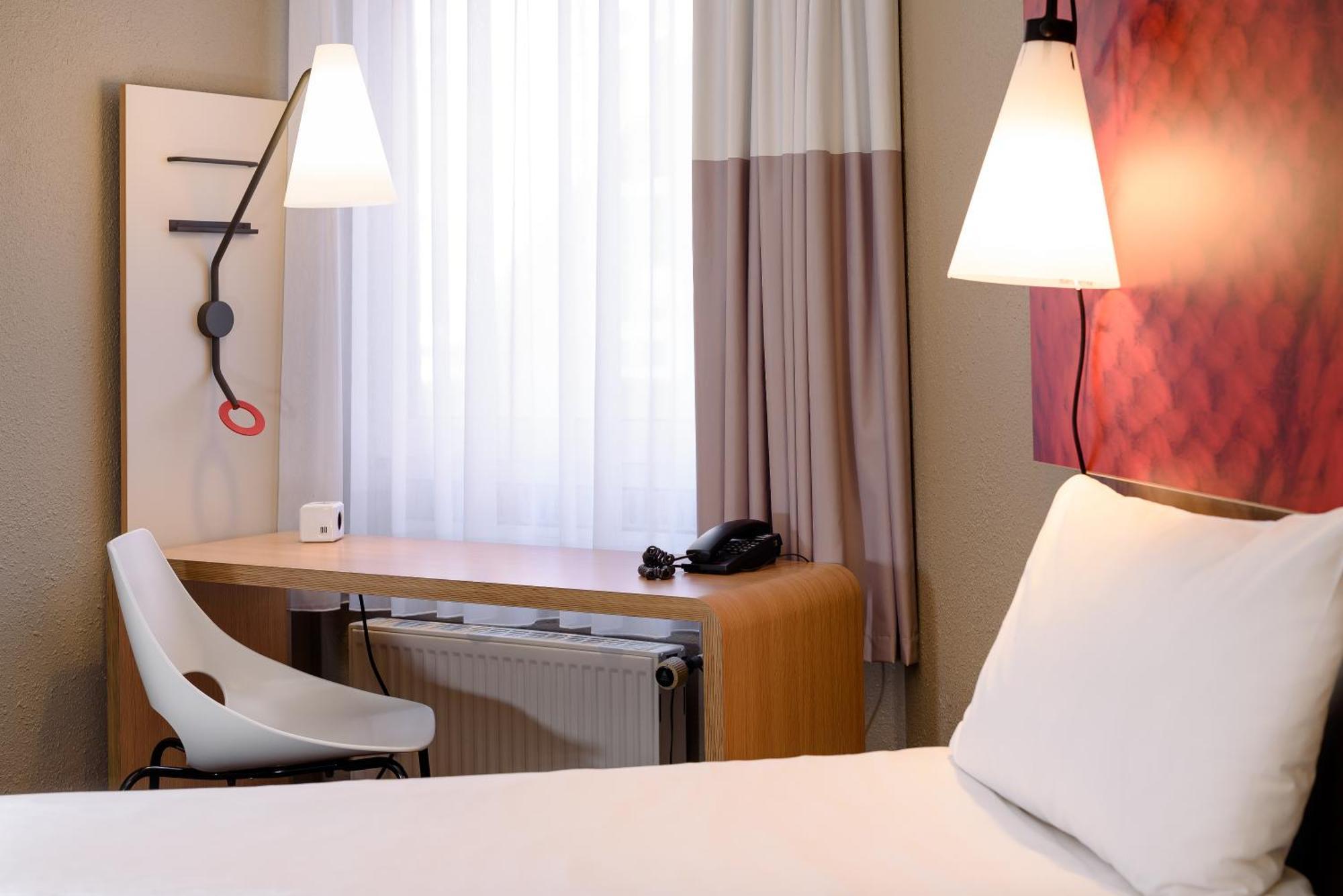 Ibis Frankfurt Centrum Francoforte sul Meno Esterno foto